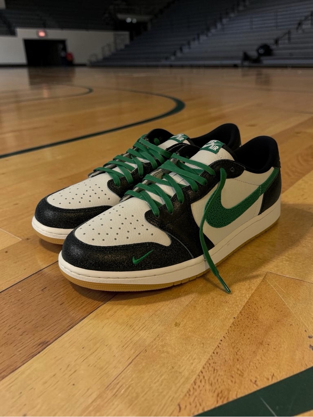 Jordan 1 low OG phantom pine green multiple sizes